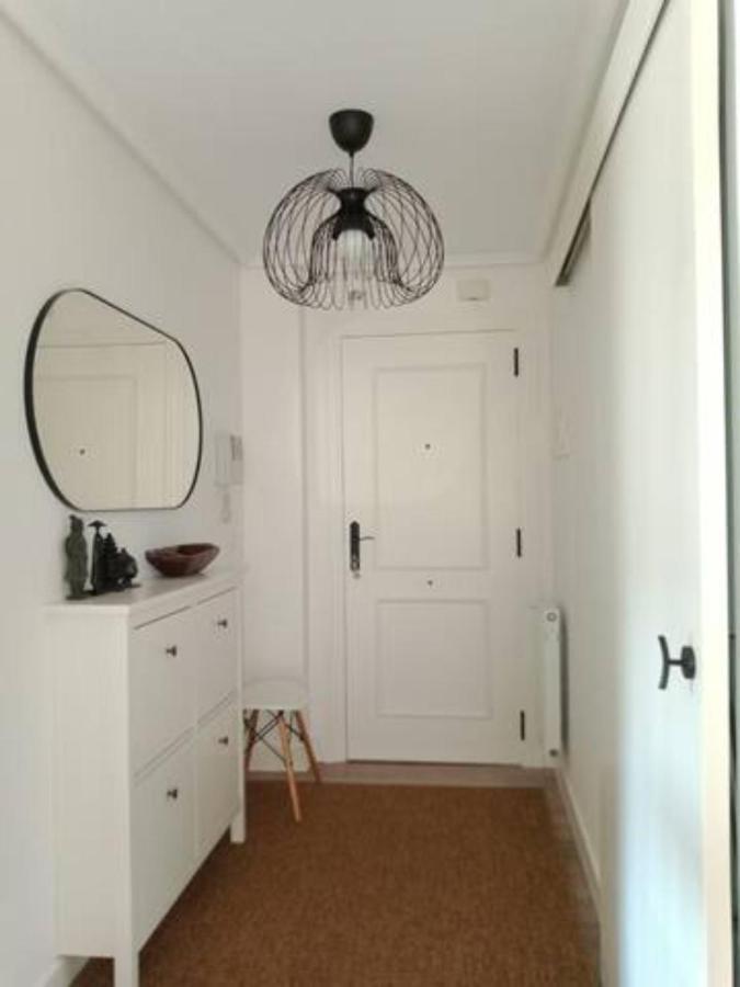 Apartamento Con Suite, Zona De Trabajo Y Yoga Wifi Y Garaje Castro Urdiales Buitenkant foto