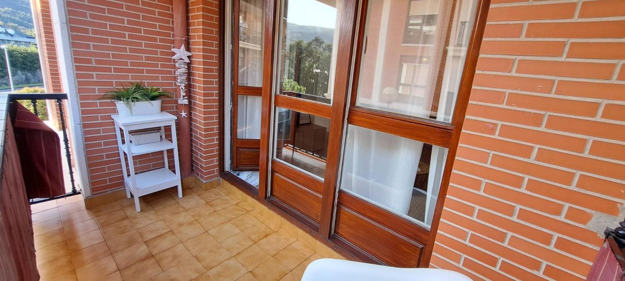 Apartamento Con Suite, Zona De Trabajo Y Yoga Wifi Y Garaje Castro Urdiales Buitenkant foto